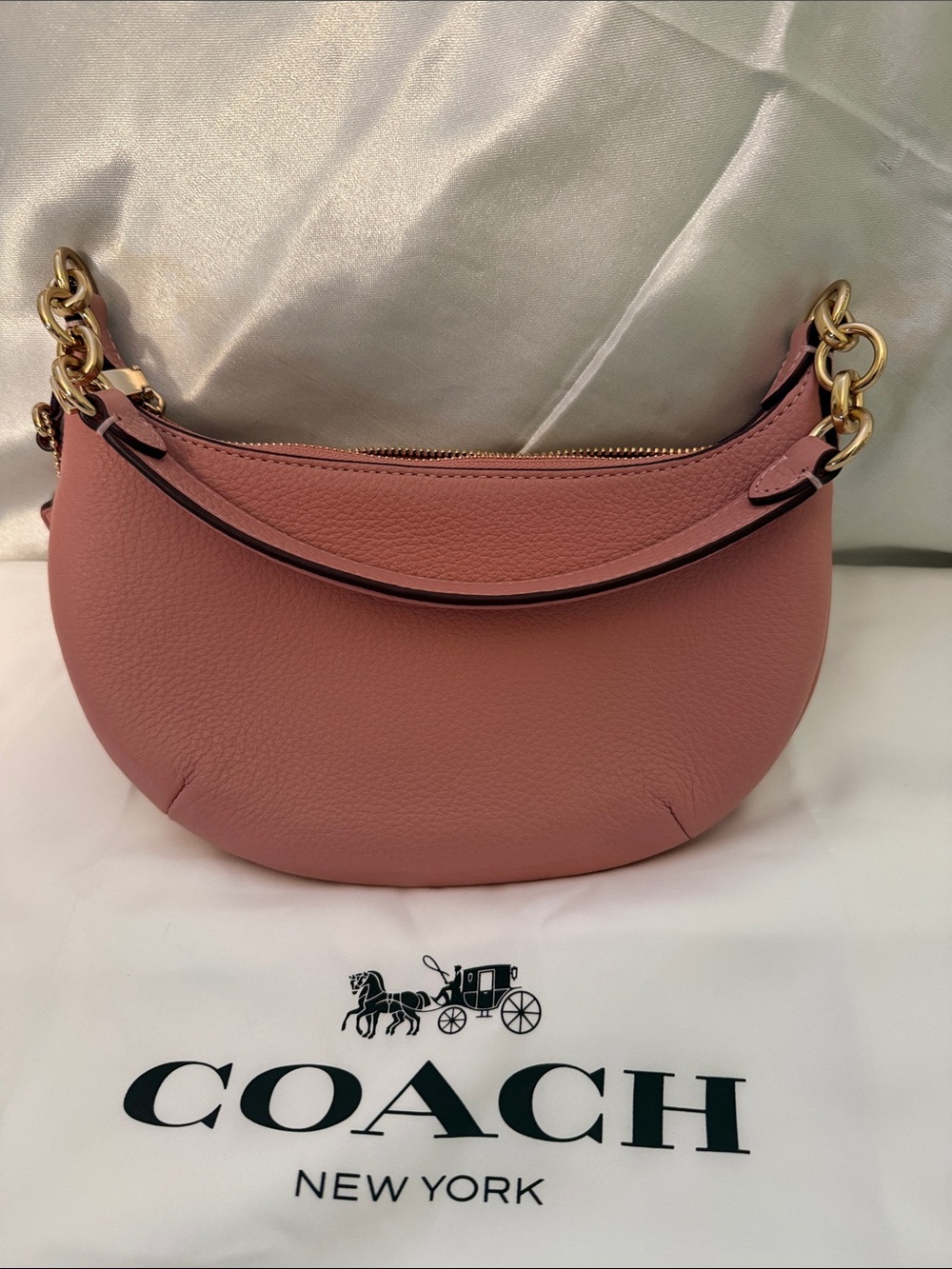 🩷COACH NWT Pink Petal Mini Payton Leather Shoulder Bag With Gold Hardware - Picture 5 of 11